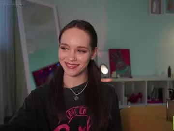 moni_carroll on Chaturbate