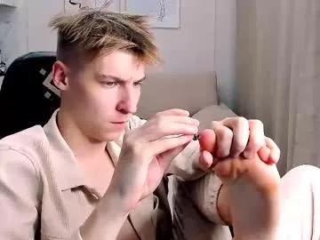 mrsexycum4u — GOAL: CUM SHOW! [910 tokens remaining] HOT FEET AND BIG CUMS!  #lovense #young #twink #uncut #cumshow