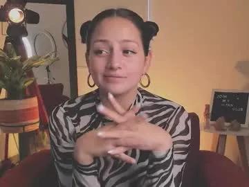 nahiapaws on Chaturbate