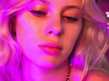 nelly_carroll on Chaturbate