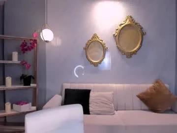 niaholland on Chaturbate