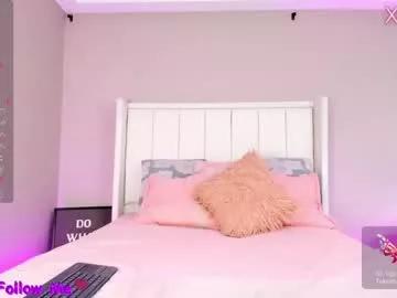 Freechat niiamoore_ on Chaturbate