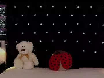 Freechat oliviashaw23 on Chaturbate