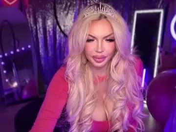 plasticfuckdoll — hush on #blonde #bimbo #bigass #bigtits #bdsm [2490 tokens remaining]