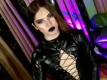queen_kendalx19 on Chaturbate