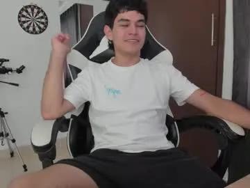 Freechat ronaldmq20 on Chaturbate