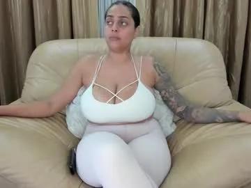 rosasweet02 on Chaturbate