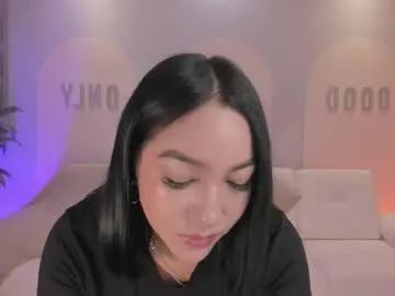 rossierhoades on Chaturbate