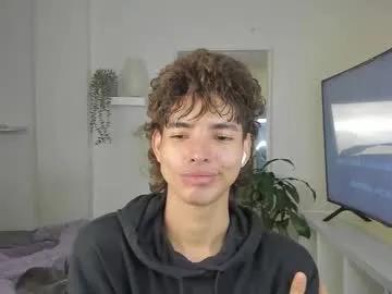 santy_kitty — GOAL: cum show [999 tokens remaining] Le'ts have fun #twink #femboy #cum #18 #thin