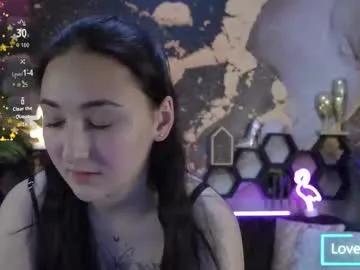 sashaduvalle on Chaturbate