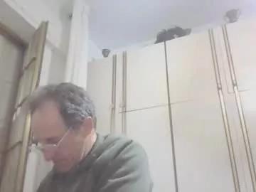 Freechat scotchwhieskie on Chaturbate