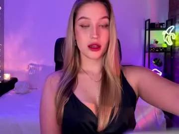 shy_bee on Chaturbate