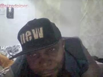 sizedpiper on Chaturbate