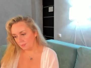 sky_kuper on Chaturbate