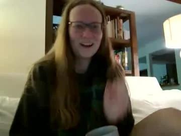 Freechat skywinters on Chaturbate