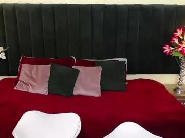 Freechat soft_attraction on Chaturbate