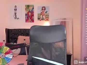 Freechat superheroxx on Chaturbate
