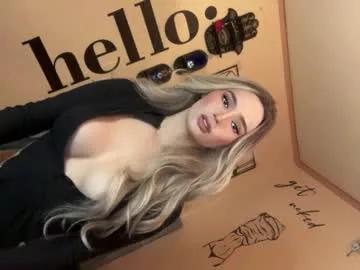 surprisecockmia on Chaturbate