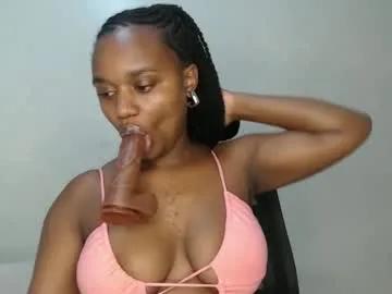 tannia004 on Chaturbate