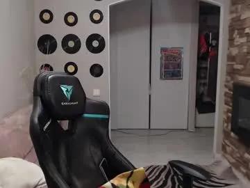 teddy_mode — show hard cock  [300 tokens left] #cum #master #young #18 #muscle #uncut