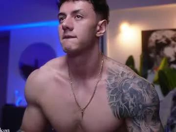 thomas_falcon1 on Chaturbate