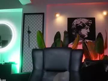 thomas_falcon1 on Chaturbate