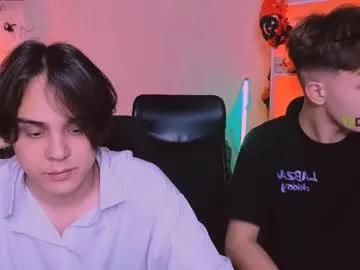 Freechat travis_wolf_ on Chaturbate