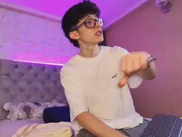 Freechat troy_rouge on Chaturbate