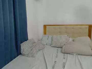 ur_cutiesthotasianxx on Chaturbate