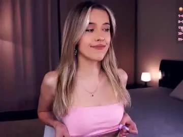 victoriadreamtt on Chaturbate