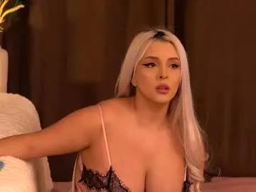 victoriamorrone on Chaturbate