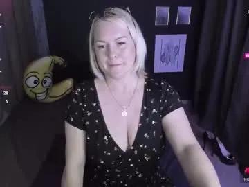 yolanda_kiss on Chaturbate