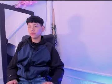 zeus_blaze on Chaturbate