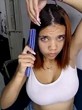 1CANDYLOVE on StripChat