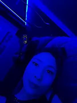 Freechat 1reisatumi_ on StripChat