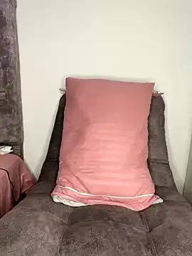 _Chartlotte on StripChat