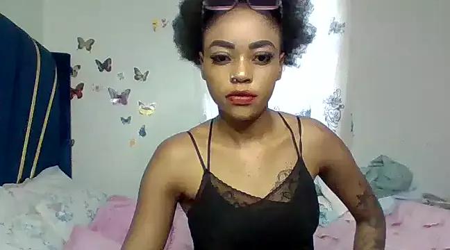 _crystal_princesss on StripChat