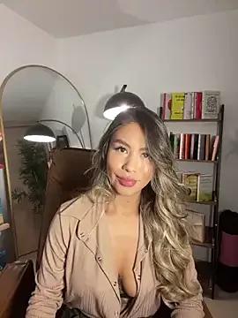 Freechat _laura_02 on StripChat