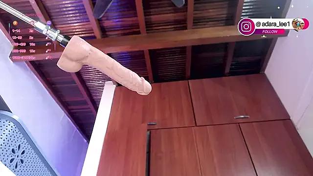 Freechat adara_le on StripChat