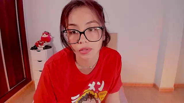 Freechat Adriennesexxx on StripChat