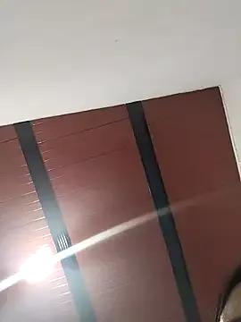 ailyn_miranda on StripChat