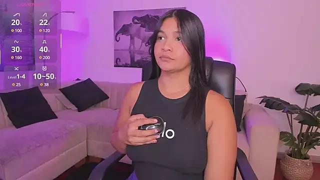 Freechat alaia7h on StripChat