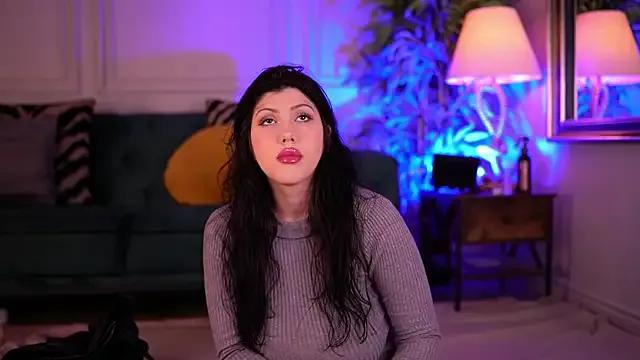 AlenaCapricious on StripChat