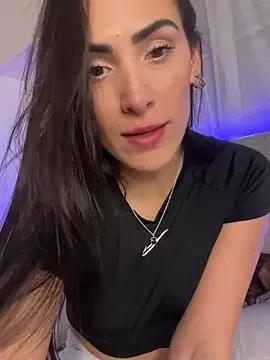 alessandra-a on StripChat