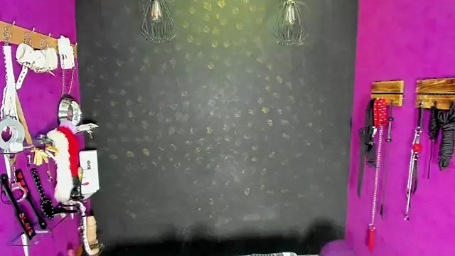 Alexa_Slave on StripChat