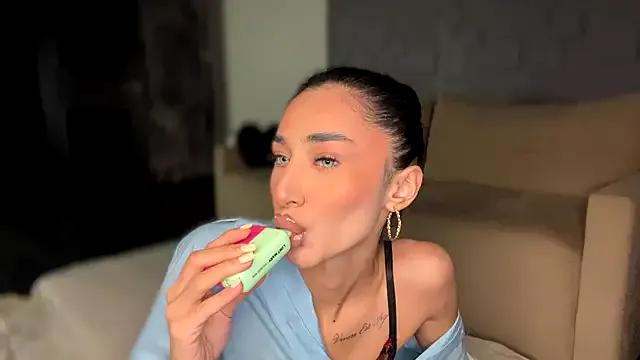 alissadreams on StripChat