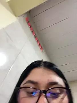 Freechat alissonfernandez_ on StripChat