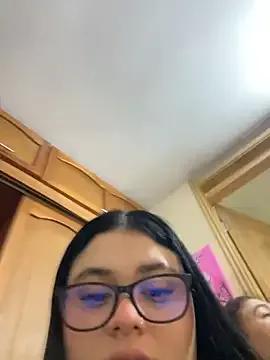 alissonfernandez_ — I masturbate hard in front of nana