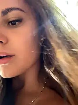 Freechat AllaTousNew on StripChat