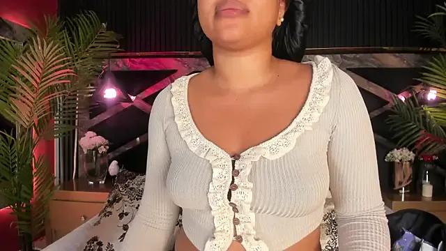 Aluna_sweet on StripChat